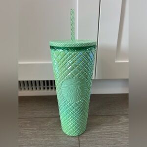 Starbucks Cold Cup with Straw, 710 mL, green, excellent condition